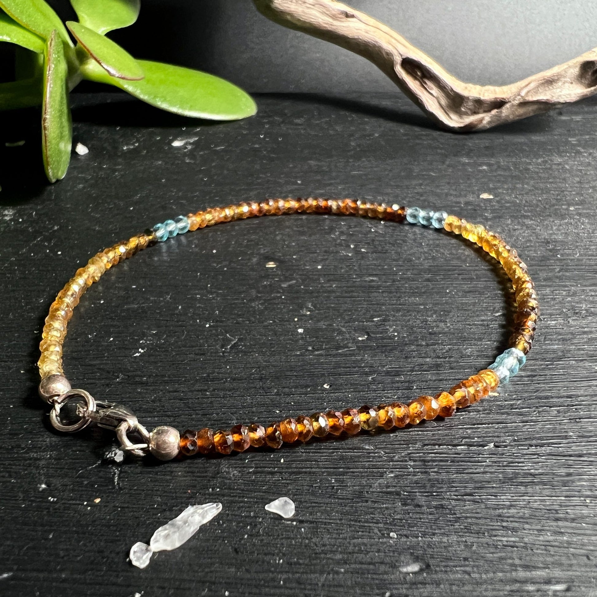 Orange Granat Apatit Armband | facettierte Kristalle | natürliche Schönheit | Happy Minerals Madagaskar