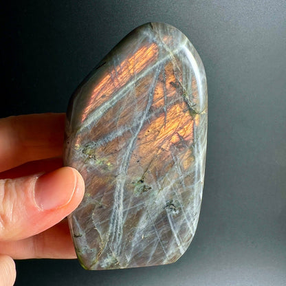 Orange lila Labradorit Schiller | warme Goldtöne | natürliche Maserung | poliert | Happy Minerals
