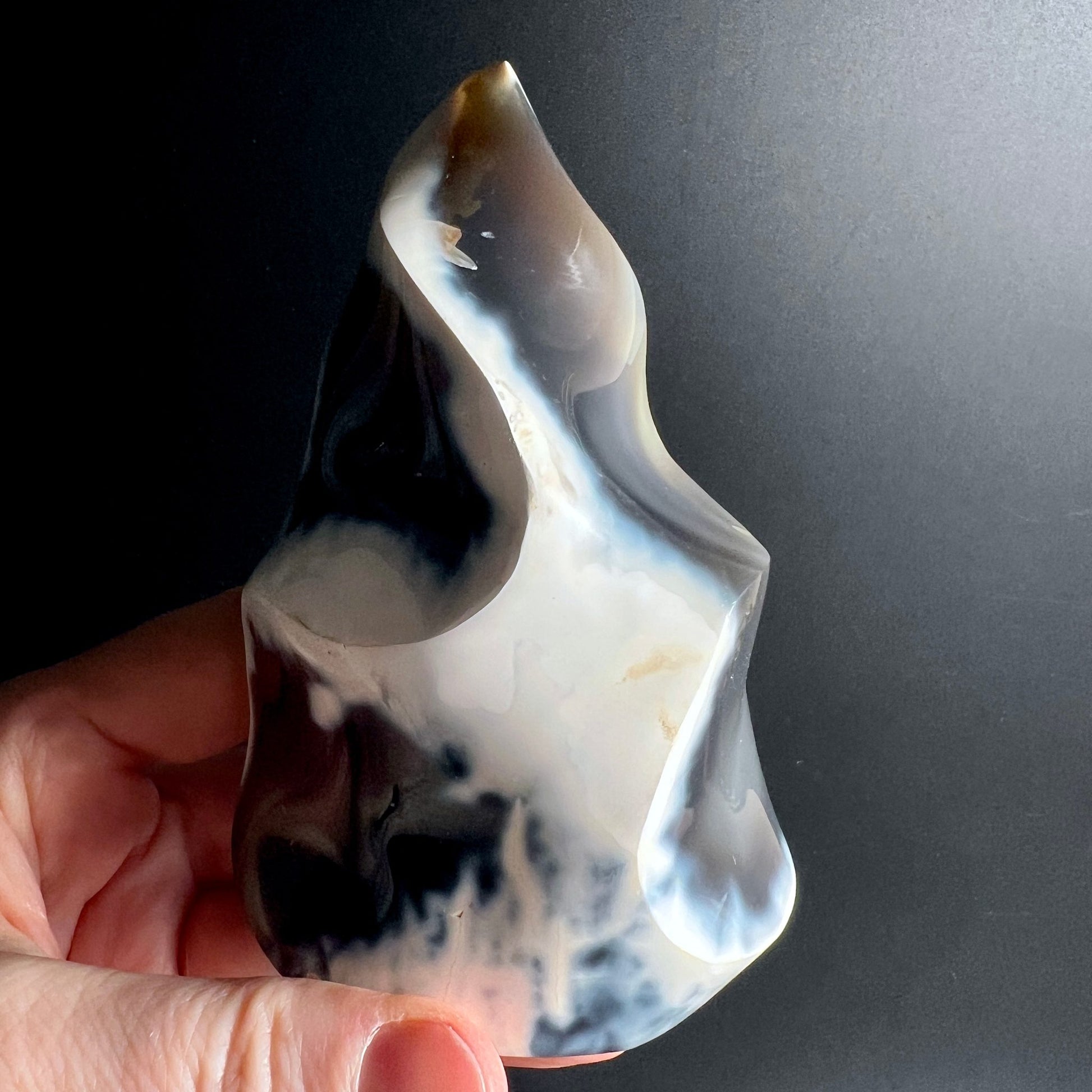 Orca Achat Rückseite | wellenförmige Bänder | natürliche Strukturen | Madagaskar Heilstein | Happy Minerals