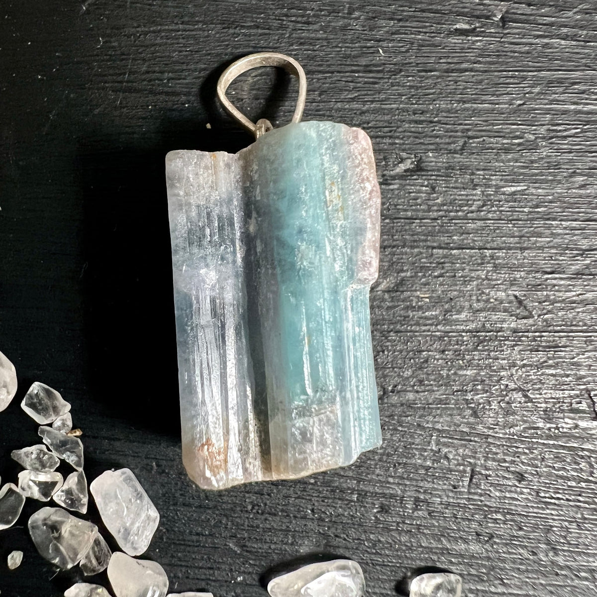 Paraiba Turmalin Rohstein | Anhänger 925 Silber | zartes Türkis-Blau | Brasilien Unikat | Happy Minerals