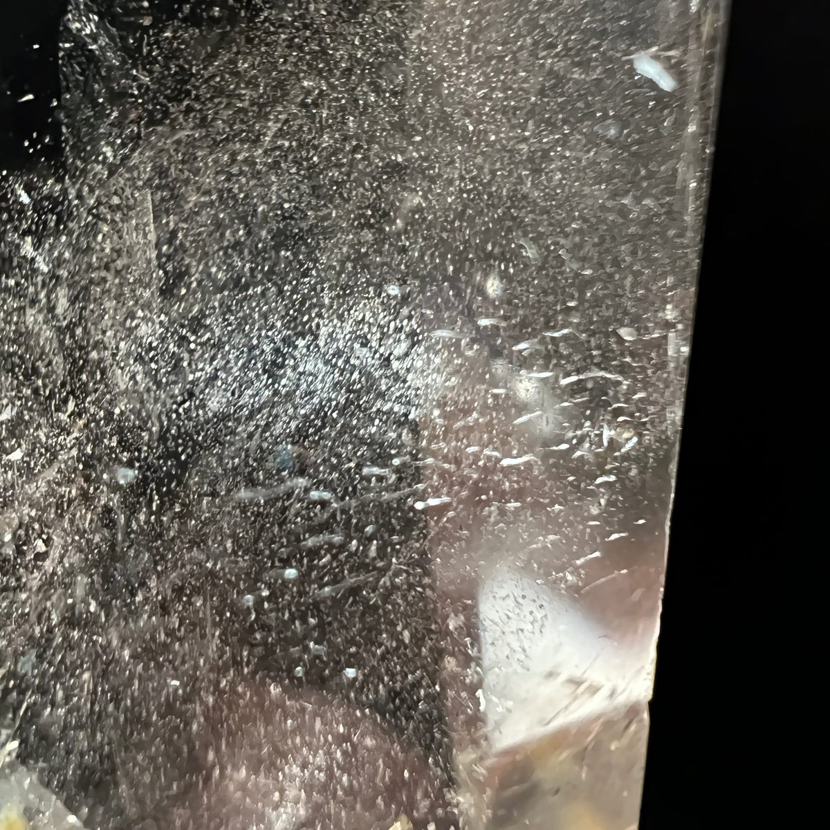 Makroaufnahme | feine Nebel-Einschlüsse | Phantomquarz Textur | Happy Minerals | Madagaskar