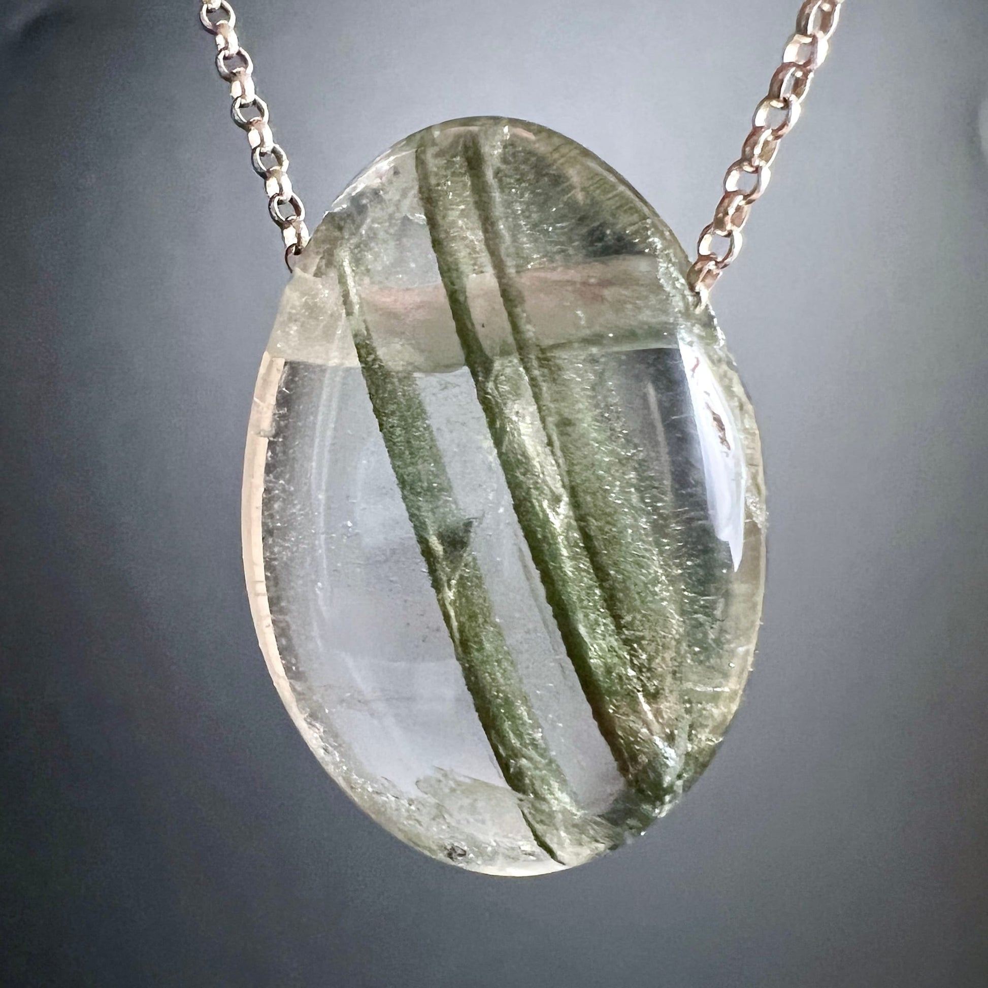 Phantomquarz Unikat | Silberkette | satte grüne Phantome | üppige Struktur | Brasilien | Happy Minerals