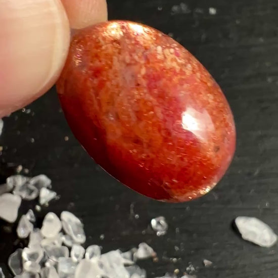 Sonnenstein Anhänger 30x16mm | Gute-Laune-Stein für Lebensfreude Video | Happy Minerals