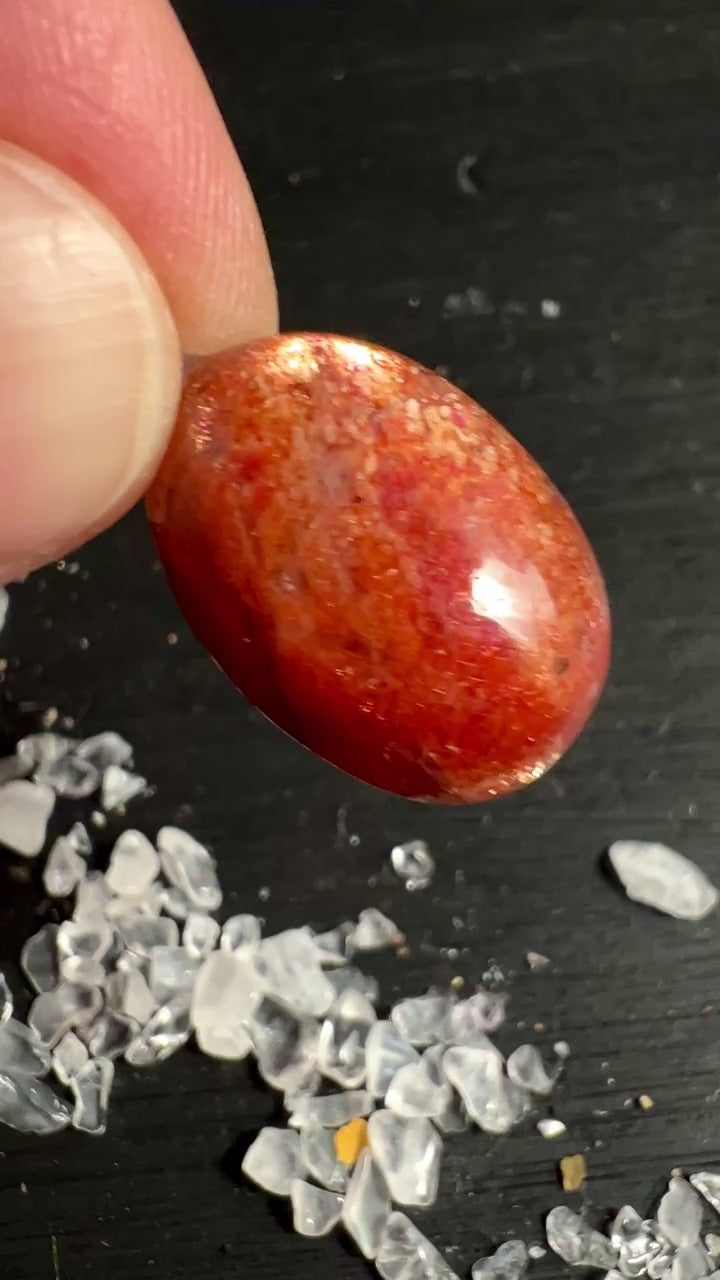 Sonnenstein Anhänger 30x16mm | Gute-Laune-Stein für Lebensfreude Video | Happy Minerals