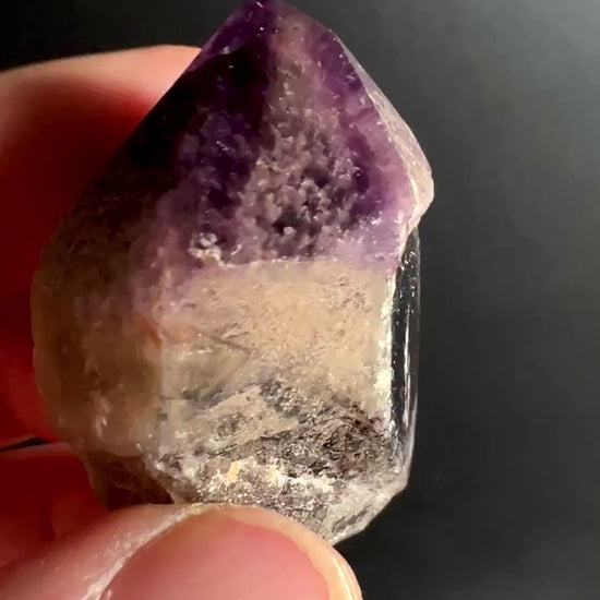 Dream Coat Amethyst Spitze 5cm | Citrin-Kern | Seltenheit! | Rohstein und Polierte Fläche Video | Happy Minerals