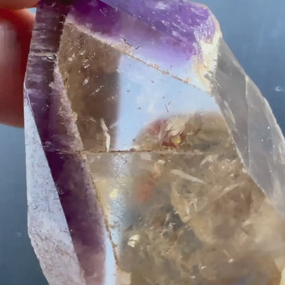 Dream Coat Amethyst-Citrin Spitze 40mm Lemuria Kristall aus Brasilien