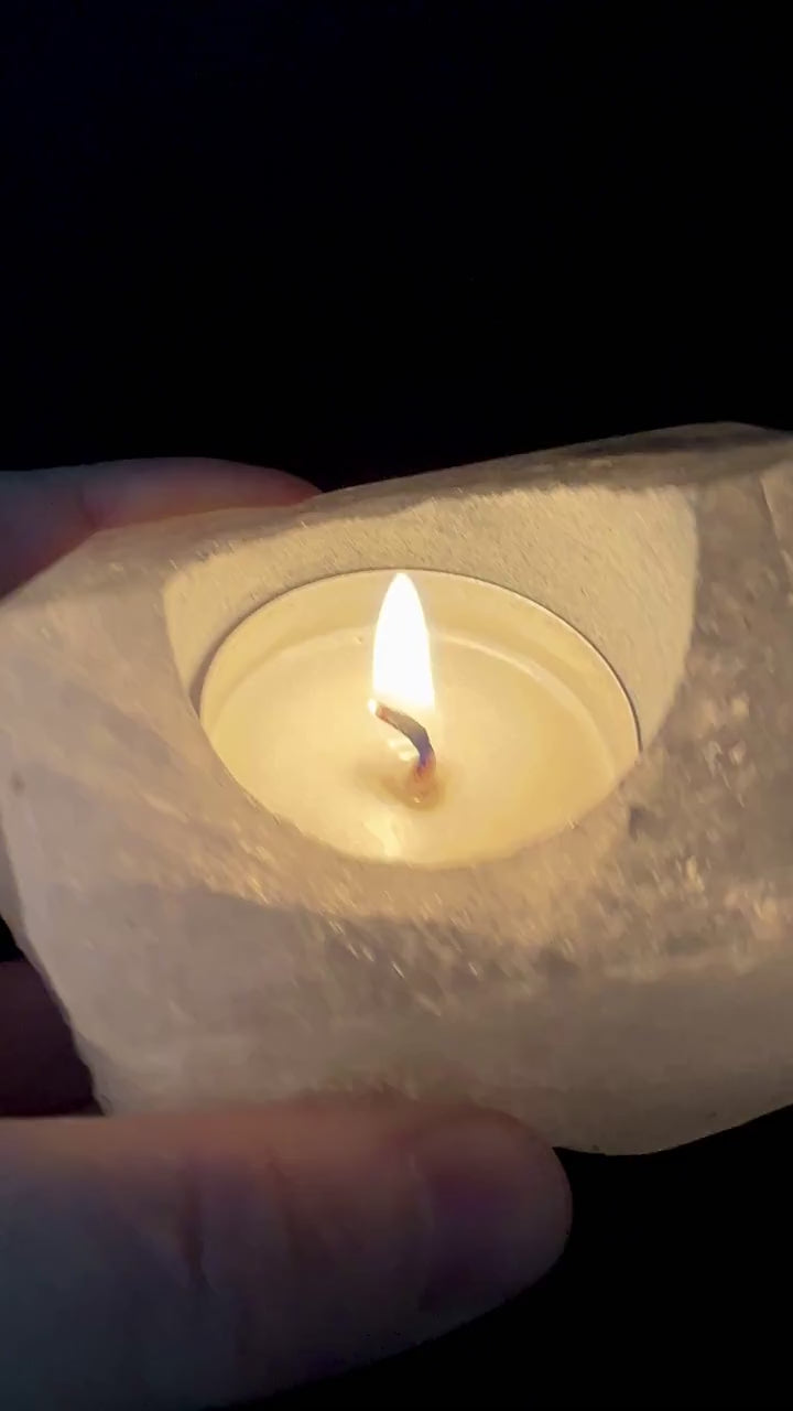 Bergkristall Teelichthalter 12cm | Klarheit und Licht für deinen Raum Video | Happy Minerals