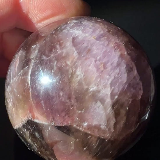 Super Seven Kugel 47mm | Meisterstein für Intuition und spirituelles Wachstum Video | Happy Minerals