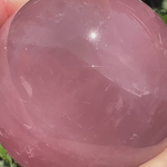 Sternrosenquarz Kugel, 6cm | Happy Minerals