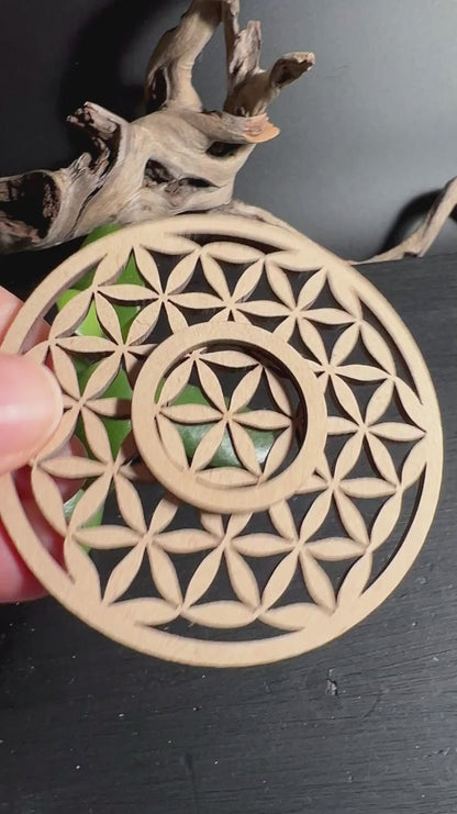 Blume des Lebens Kugelhalter 7cm mit Selenitkugel | passend für Edelsteine und Orgonkugeln | Happy Minerals