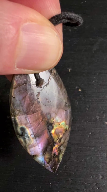 Labradorit Schmuck Anhänger 47mm | Sunset Orange-Blau Flash Video | Happy Minerals