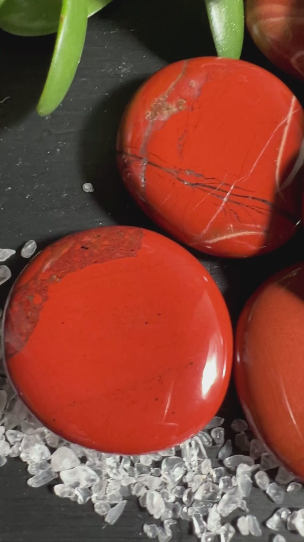 Roter Jaspis Handschmeichler Sammlung