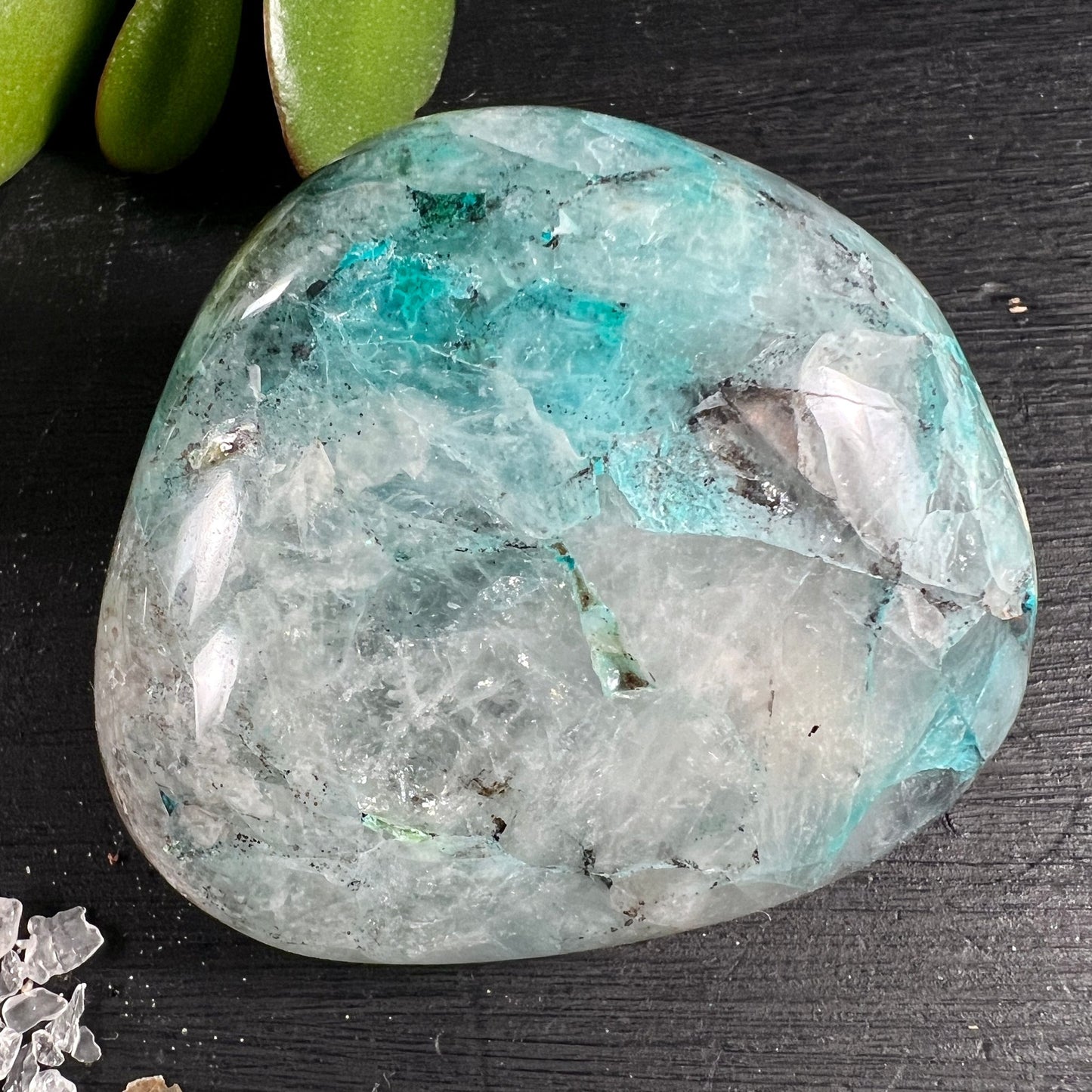 Quantum Quatro Chrysokoll Handschmeichler | türkis blau grün | große ovale Form | Peru Unikat | Happy Minerals