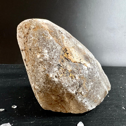 Rauchquarz | Rohstein | Variante 1 | goldbraune Einschlüsse | Rückseite | Happy Minerals