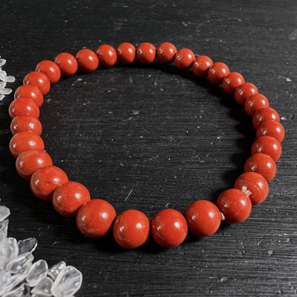 Roter Jaspis Namibia | einzelnes Armband | satte Rottöne mit feiner Maserung | Happy Minerals