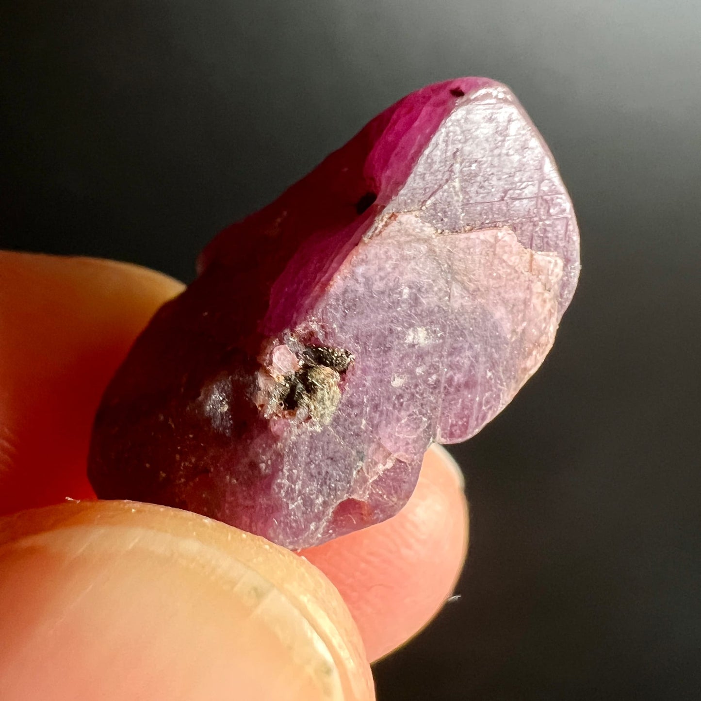 Rubin aus Mali | Ansicht 4 | Happy Minerals