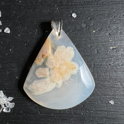 Sakura Achat Anhänger | Kirschblütenachat | Madagaskar | 925 Silberöse | Happy Minerals | zartes Blütenmuster
