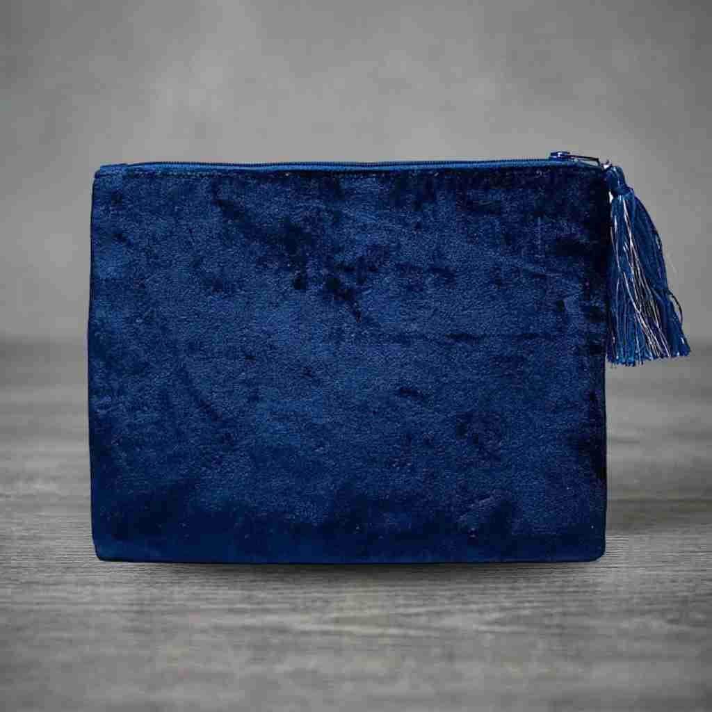 Samtasche Rückseite | Tiefes Nachtblau | Quaste | Reißverschluss | Tarotkarten Aufbewahrung | Happy Minerals