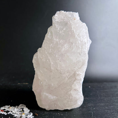 Einzelner | Schneequarz | Bergkristall | Rohstein | schimmernd | weiß | Madagaskar | Happy Minerals