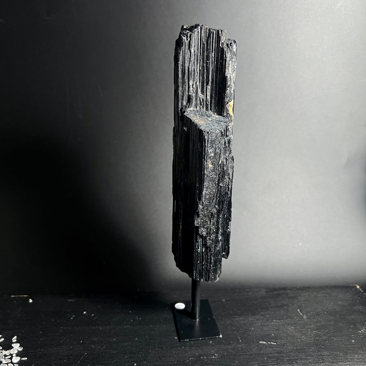 Schwarzer Turmalin | Variante B | Goldene Einschlüsse | Rohstein | Brasilien | Happy Minerals