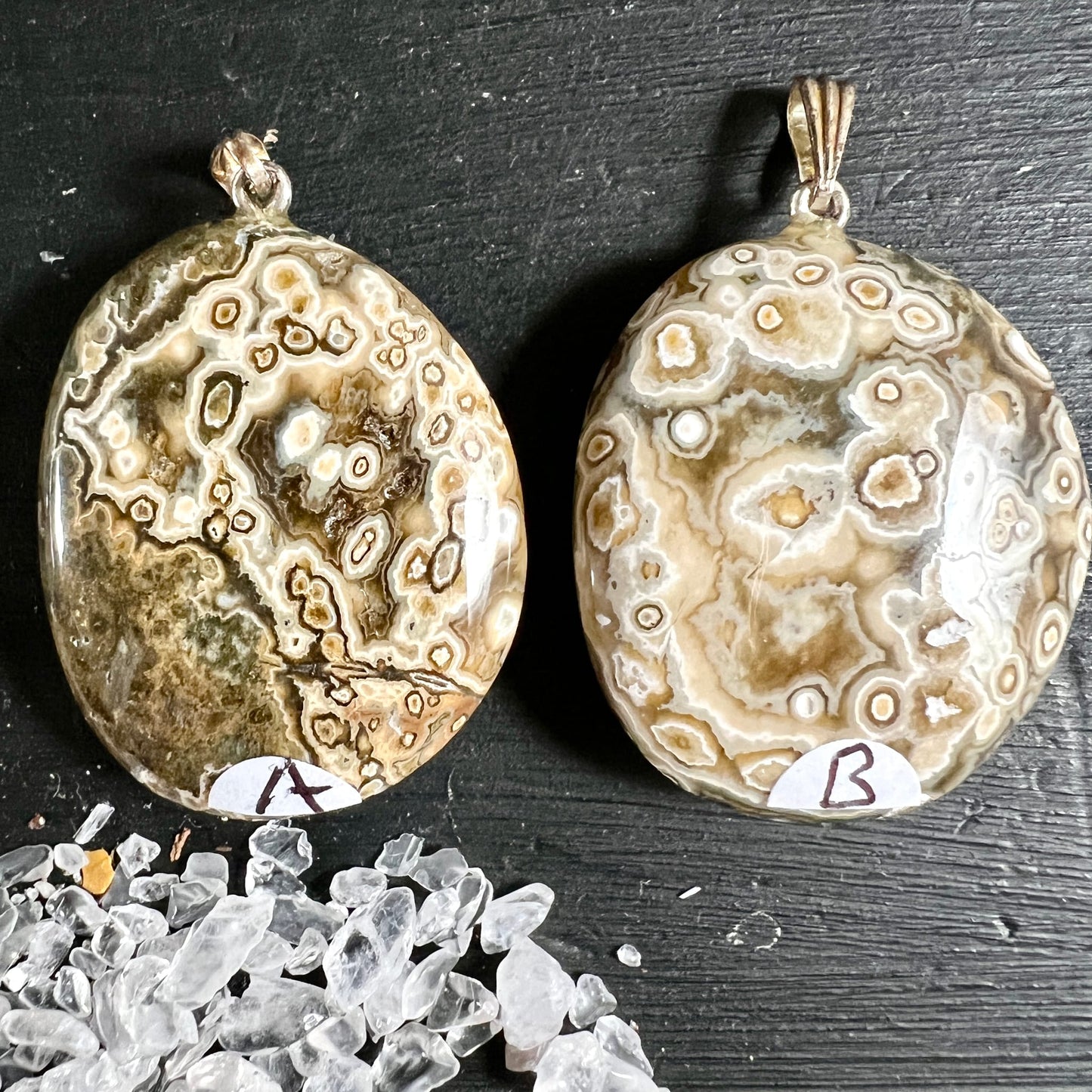 Sea Jasper Anhänger | Variante A und B | Madagaskar | Orbicular Muster | Bergkristall | Happy Minerals