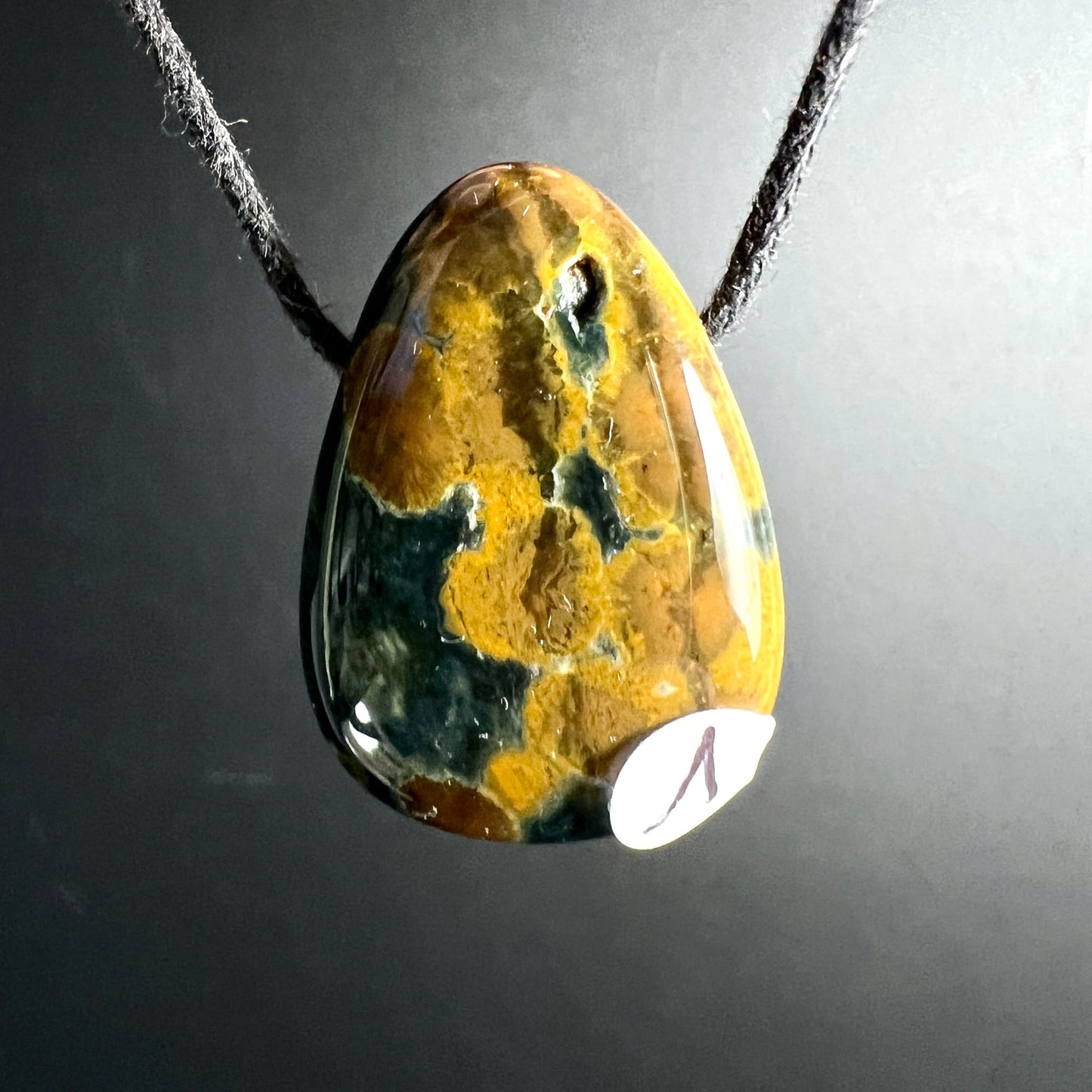 Sea Jasper/Orbicular Jaspis aus Madagaskar | Ansicht 2 | Happy Minerals