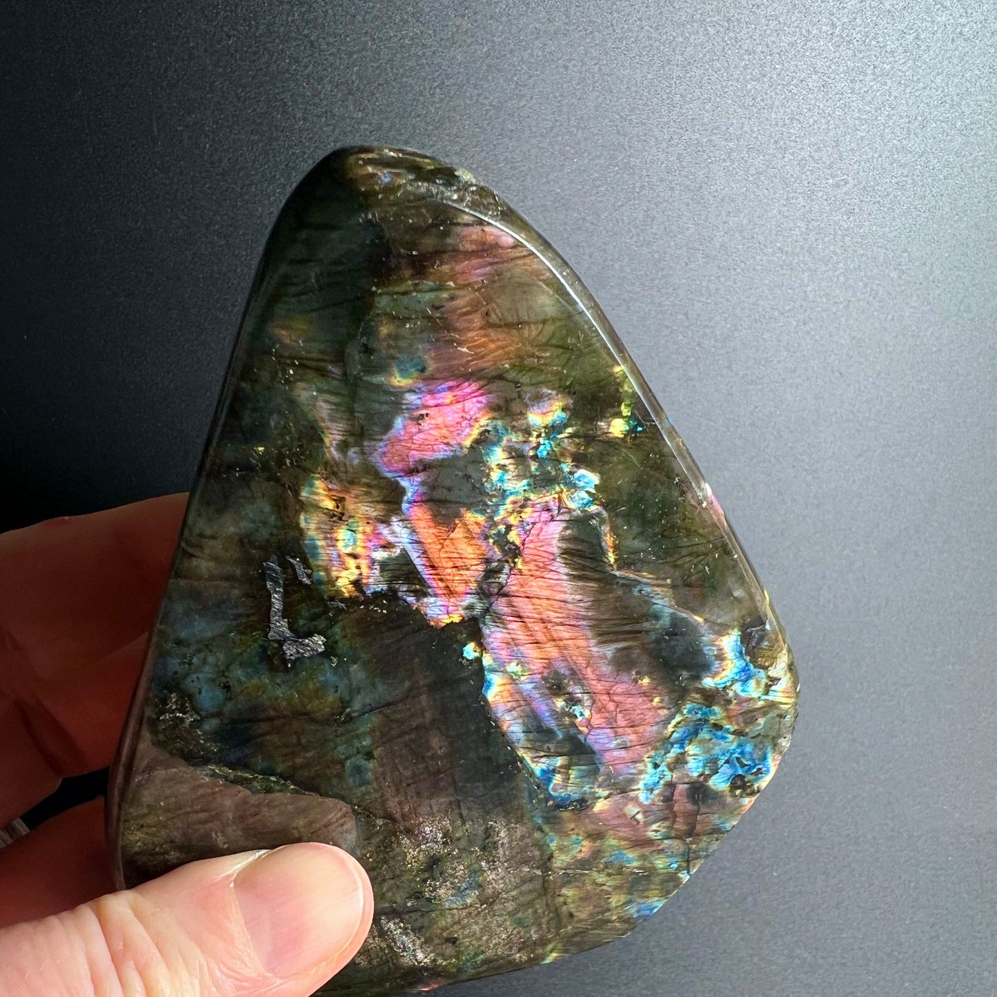 Sunset Labradorit | lebendige Regenbogen-Schiller | Pink-Blau-Gold Nuancen | Freeform Happy Minerals