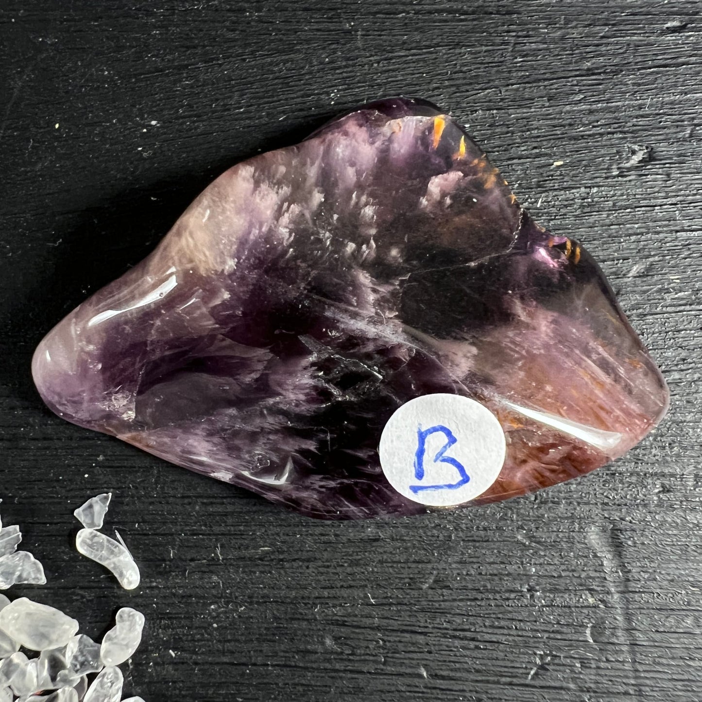 Super Seven Melody Stone Variante B | warme Lila-Bernstein-Farbverläufe | glatte Oberfläche | Happy Minerals