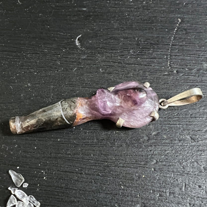 Melody Stone Göttin | seitliche Detailansicht | Silberfassung | Amethyst-Violett | Brasilien | Happy Minerals