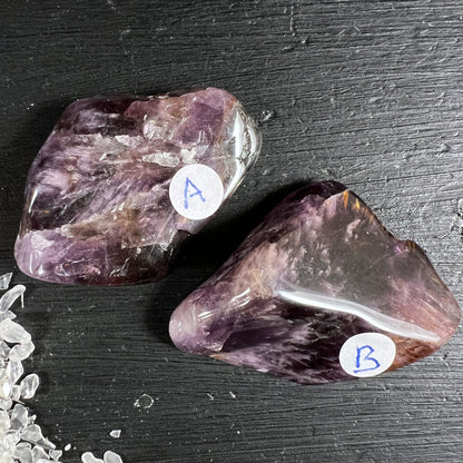 Super Seven Melody Stone Handschmeichler | Varianten A und B | violette Farbnuancen | Brasilien | Happy Minerals