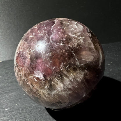 Super Seven Sphäre | rosa-violette Glimmerstruktur | funkelnde Oberfläche | Melody Stone | Happy Minerals
