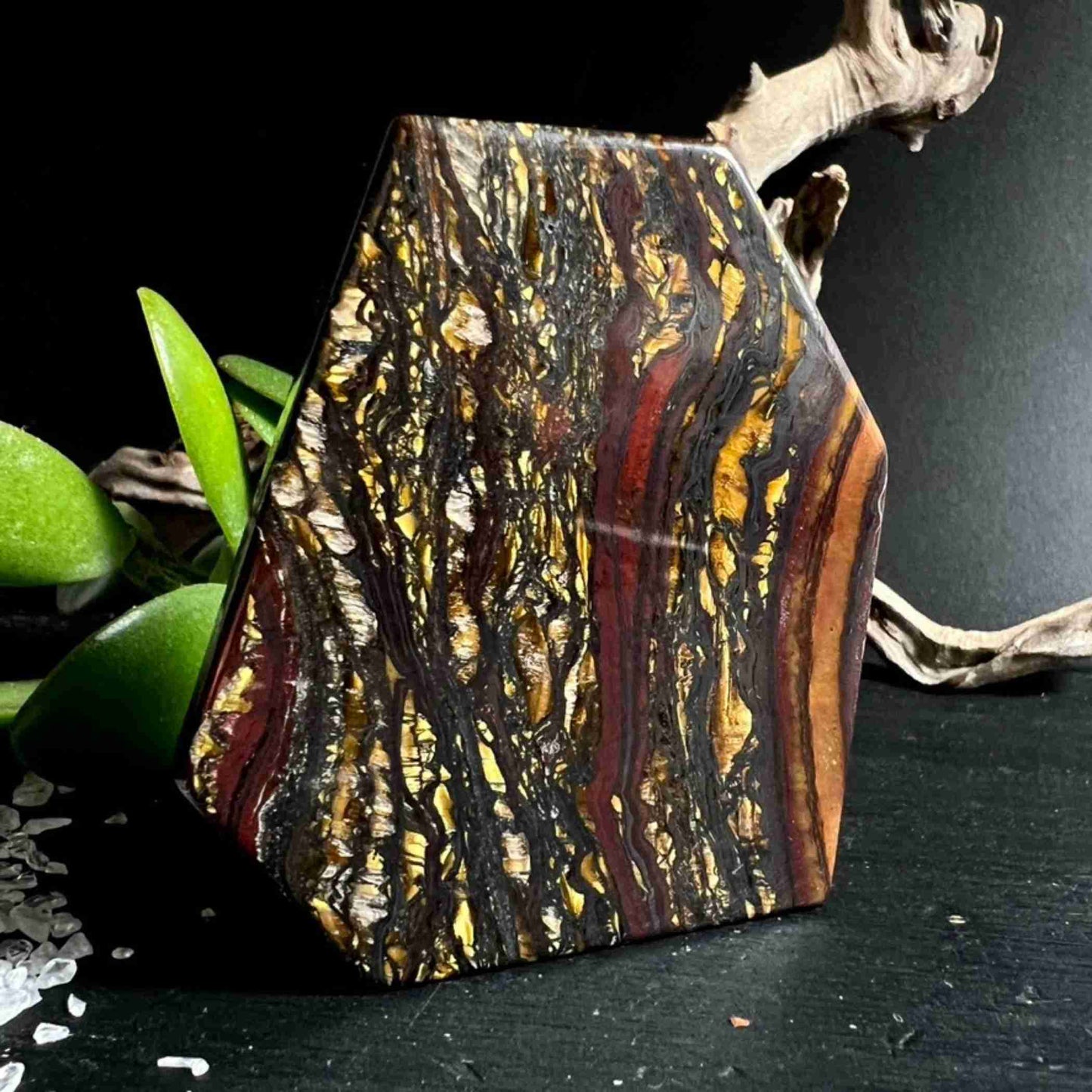 Tigereisen Platte mit Tigerauge und Hämatit Bändern | Metallic Schimmer | Happy Minerals