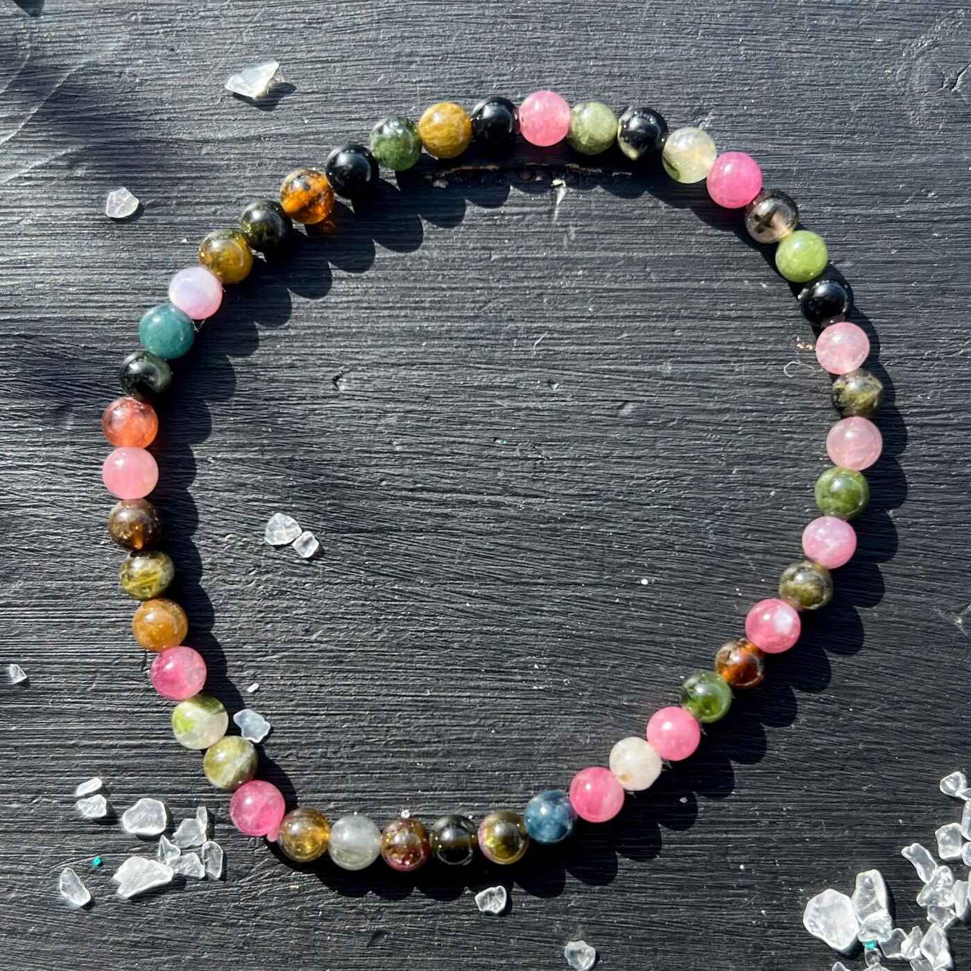 Turmalin Armband mit Rosa Pink Grün Blau Schwarz Perlen | Naturstein | Happy Minerals