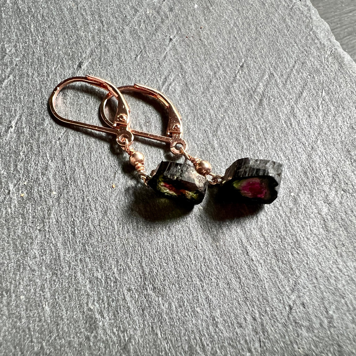 Wassermelonen Turmalin Ohrringe | Verschluss Detail | 925 Silber rosévergoldet | elegant | Happy Minerals