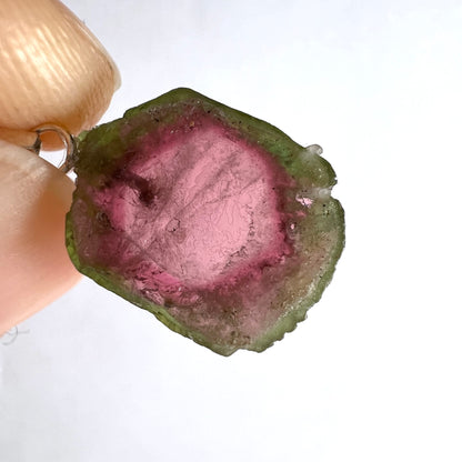 Wassermelonen Turmalin | Rückseite | rosa Zentrum | grüner Rand | natürliches Muster | Happy Minerals